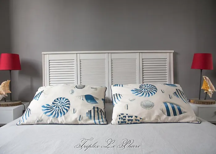 La Venelle Des Greniers A Sel Апартаменты