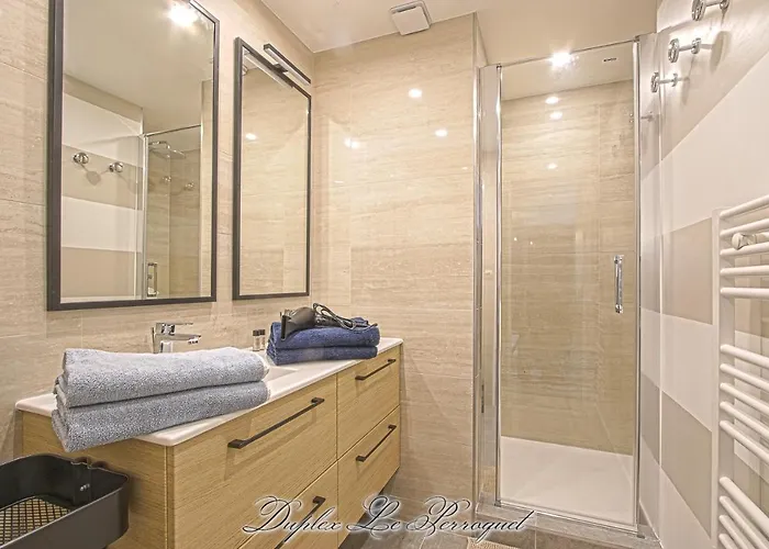 Апартаменты La Venelle Des Greniers A Sel *