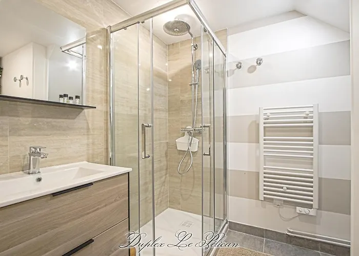 Апартаменты La Venelle Des Greniers A Sel *