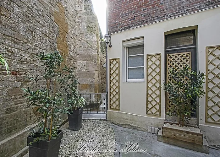 Апартаменты La Venelle Des Greniers A Sel