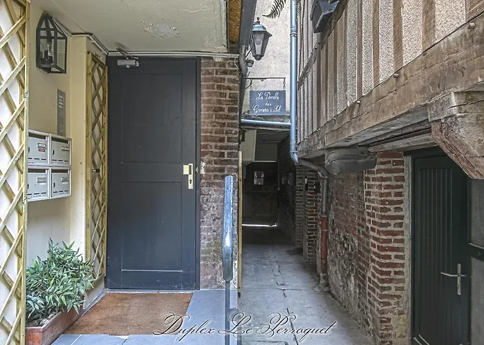 La Venelle Des Greniers A Sel Апартаменты *